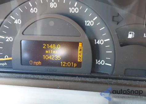 2002 Mercedes-Benz C 240 из США, поврежденный, VIN WDBRF61J62F169485